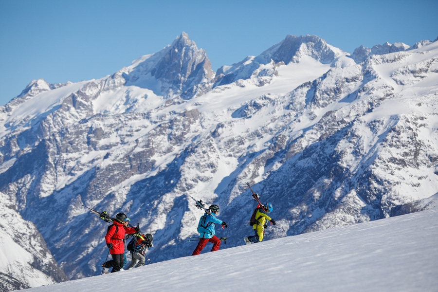 Ski en groupe en Occitanie